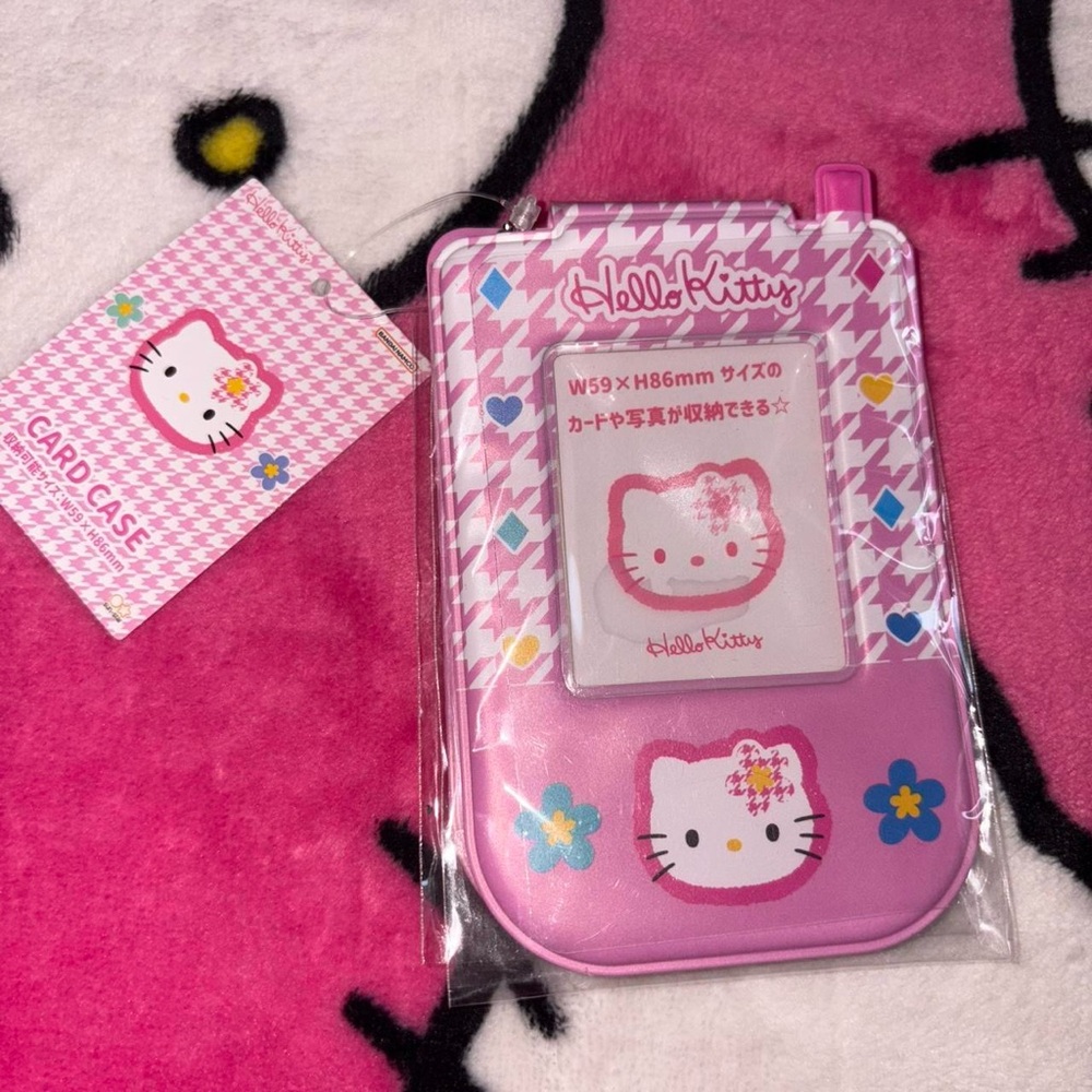 Hello kitty keychain